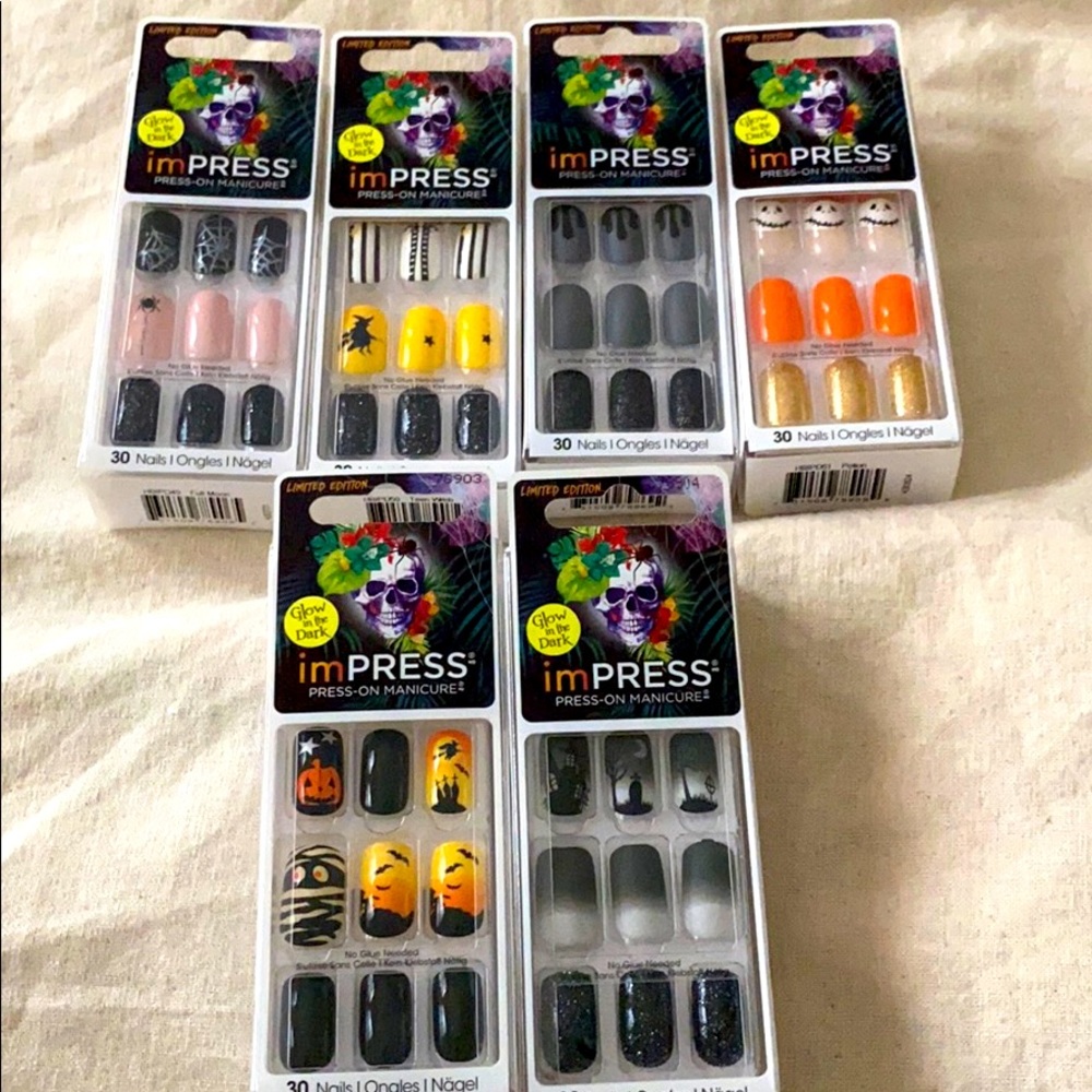 Halloween press on nails limited edition